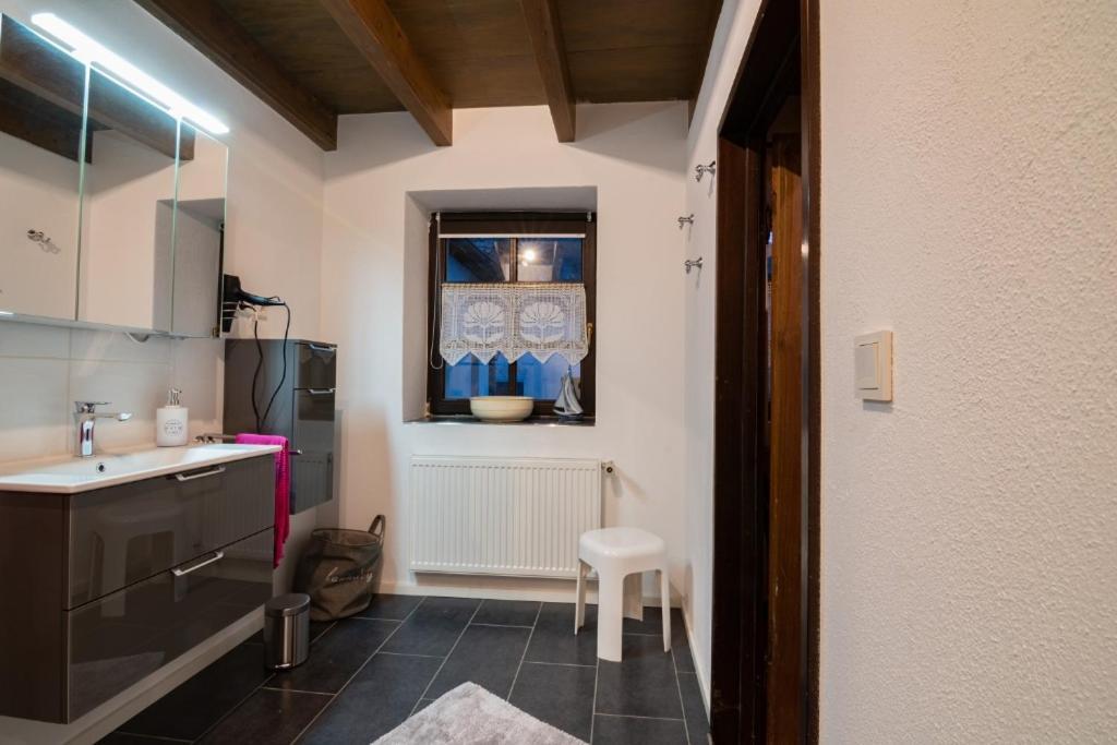 Ferienhaus Haus Am Puetz Wintrich Eksteriør billede
